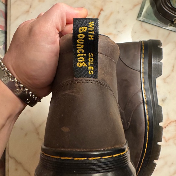 🆕 Men’s Dr. Martens Brown Leather Boots - Size 13 - Picture 6 of 8